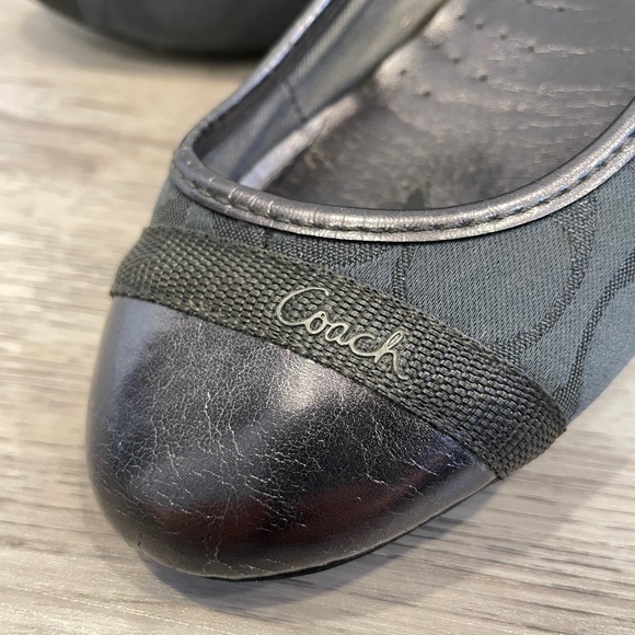 Authentic COACH Ballet Flats - Excellent Condition - Picture 4 of 7